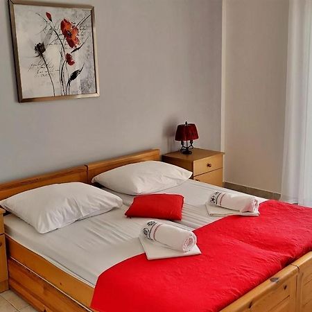 Apartments Mandalinic Omiš Zewnętrze zdjęcie