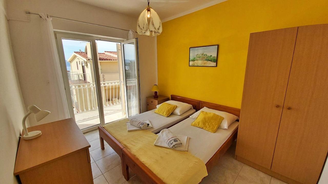 Apartments Mandalinic Omiš Zewnętrze zdjęcie