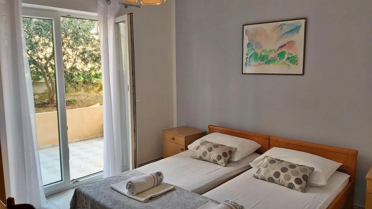 Apartments Mandalinic Omiš Zewnętrze zdjęcie