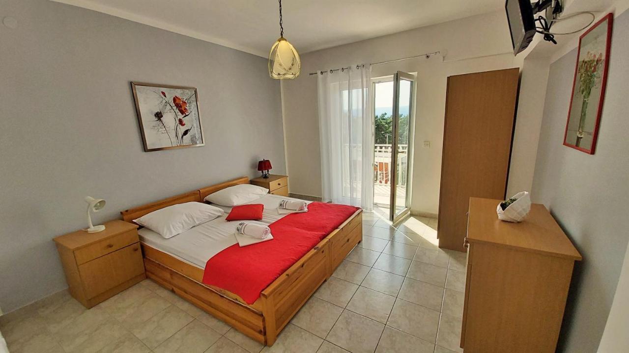 Apartments Mandalinic Omiš Zewnętrze zdjęcie