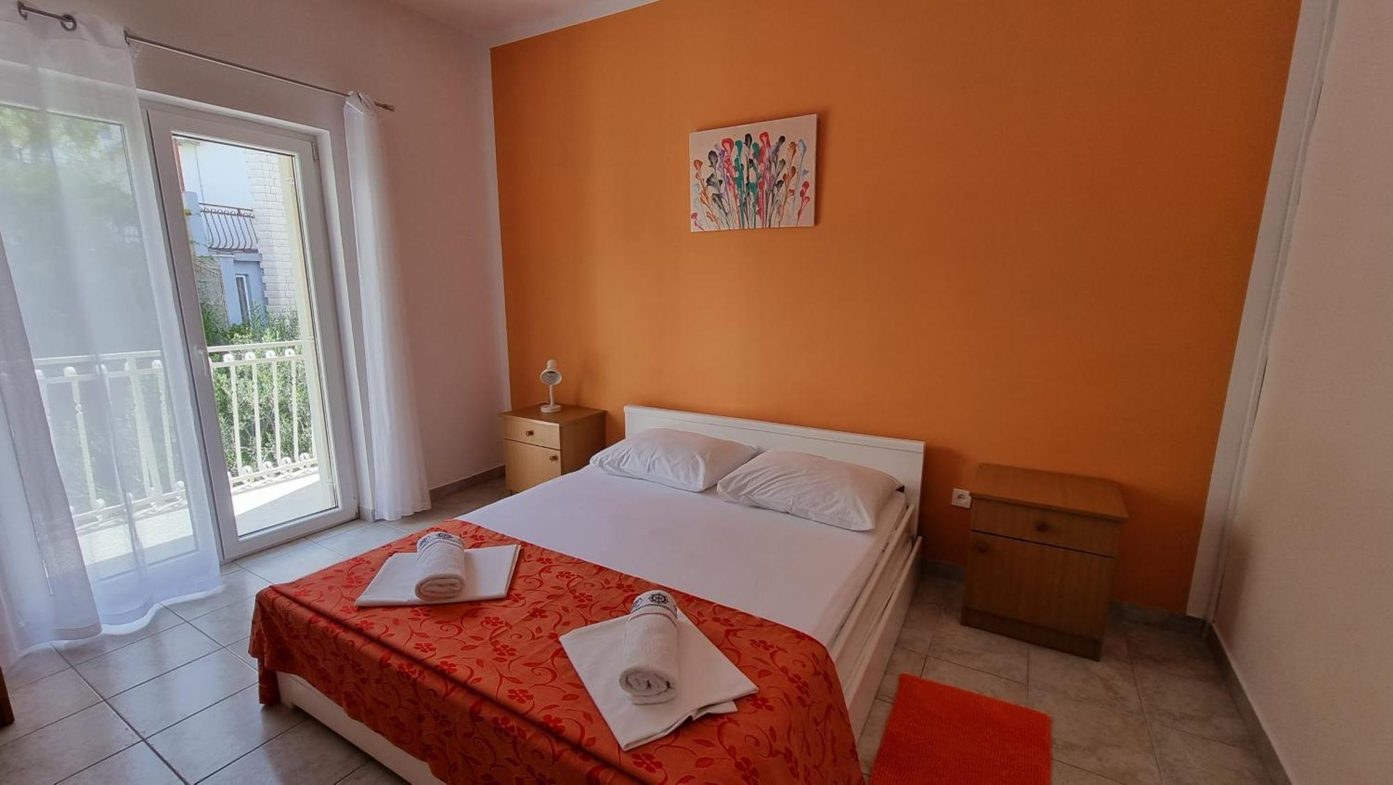 Apartments Mandalinic Omiš Zewnętrze zdjęcie